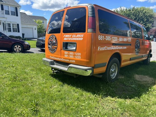 Custom Car Lettering and Decals