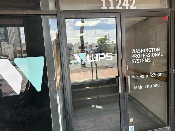 Custom Window Graphics for Commercial Properties